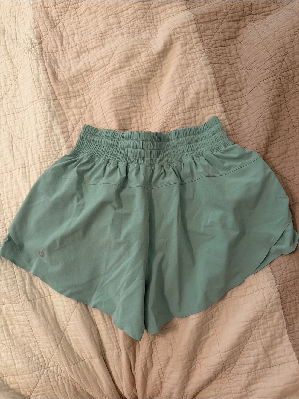 Lululemon Shake it Out High Rise Shorts 2.5 inch Sea Water